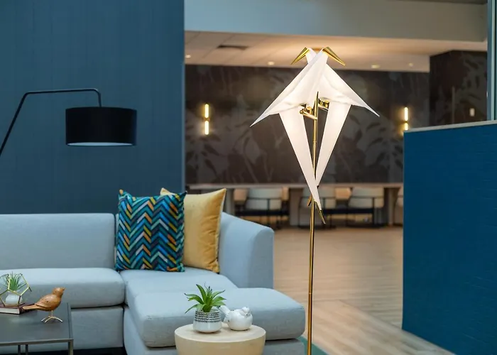 Voco Downtown - Riverwalk By Ihg