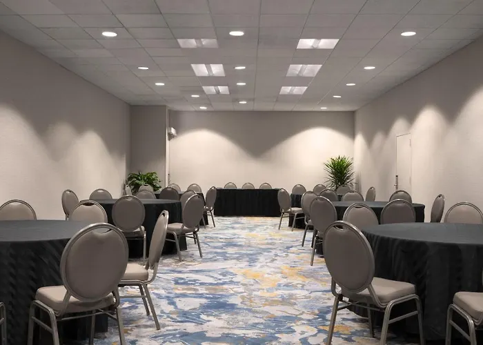 Hotel Voco Downtown - Riverwalk By Ihg