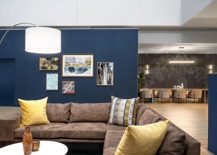 Voco Downtown - Riverwalk By Ihg Hotel Chicago