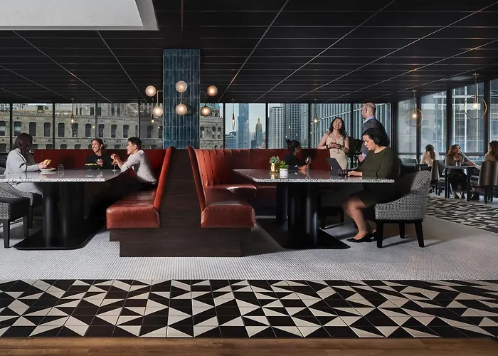Hotel Voco Downtown - Riverwalk By Ihg 3*