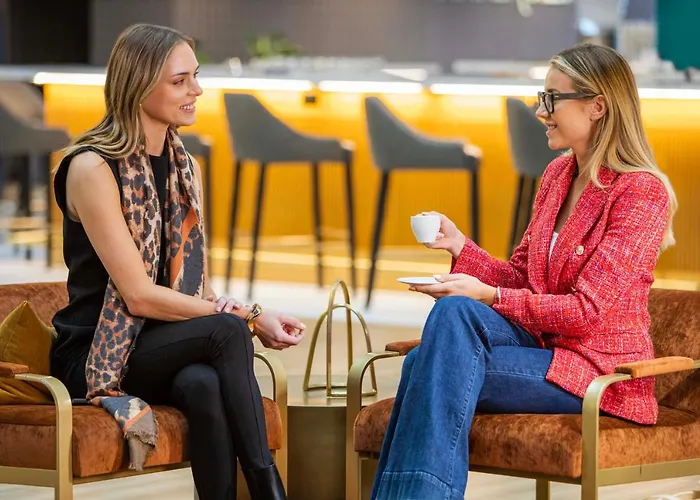 Voco Downtown - Riverwalk By Ihg Hotel Chicago